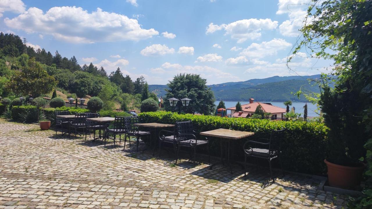格拉瓦塔斯基汉旅馆酒店 外观 照片