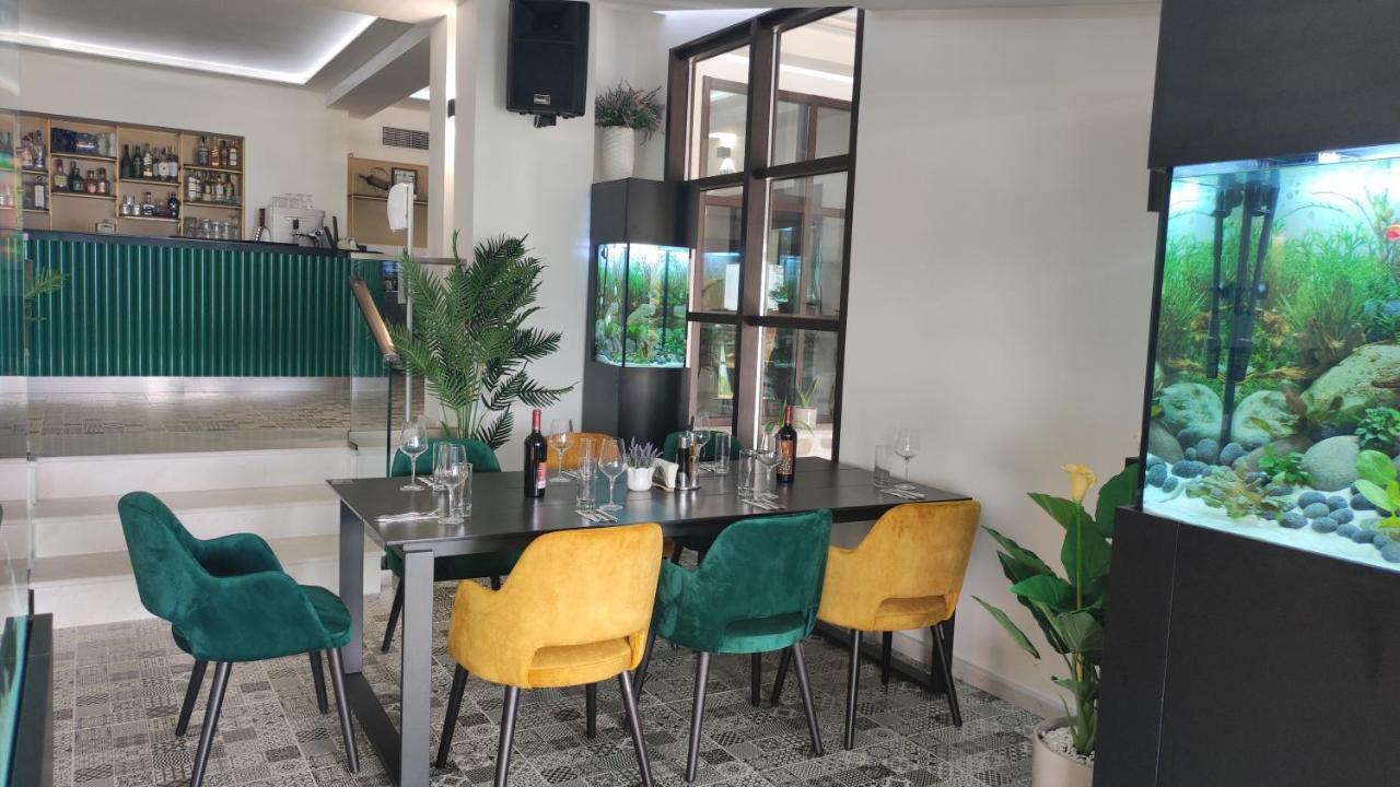 格拉瓦塔斯基汉旅馆酒店 外观 照片