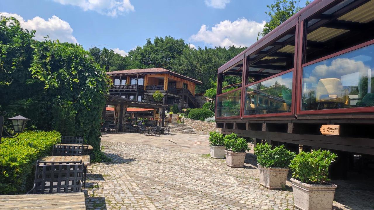 格拉瓦塔斯基汉旅馆酒店 外观 照片